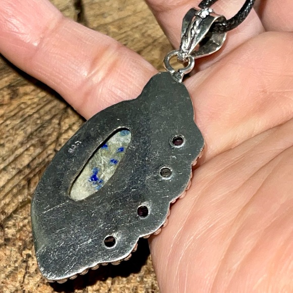 Lapiz Lazuli “The Protection Stone” Pendant 2 1/4” - Picture 8 of 10